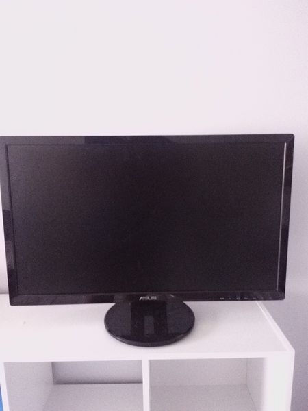 Ecran Asus 120 Castres (81)