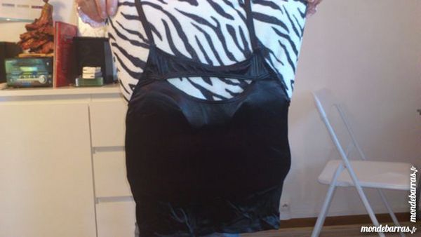 Top effet push up noir satin� 10 Charmes (88)