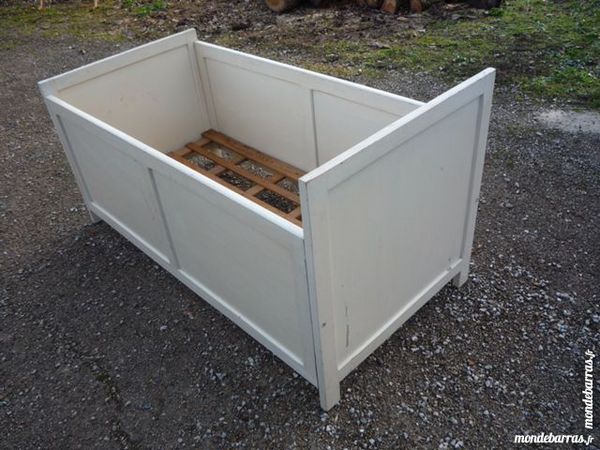 Lit enfant/b�b� en bois 45 Castres (81)