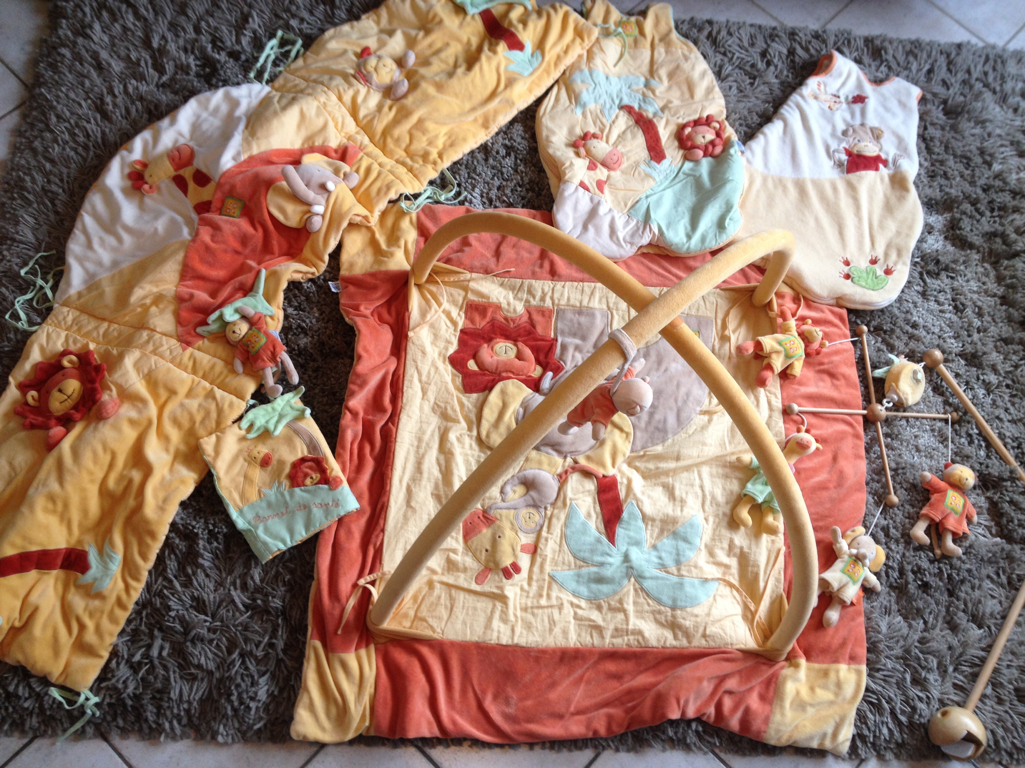 ensemble complet petit loustics 150 Amfroipret (59)