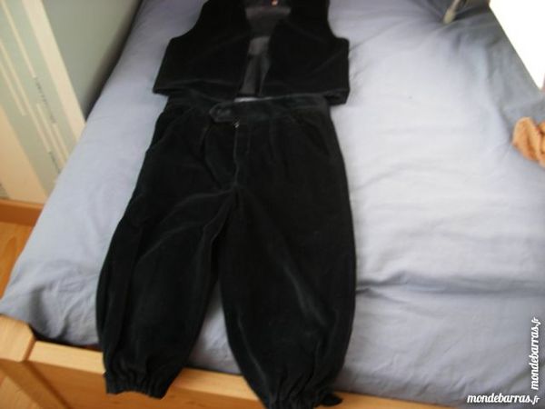 ensemble gar�on 6 ans velours bleu marine . 8 Laventie (62)