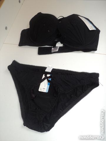 ensemble lingerie * destockage 1 Juziers (78)