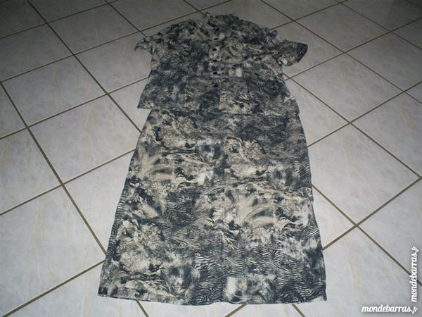 Ensemble PAUSE CAFE  Taille 46/48 25 Geneuille (25)