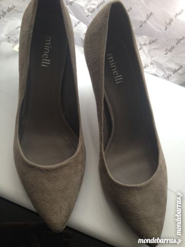 escarpin beige 70 La Courneuve (93)