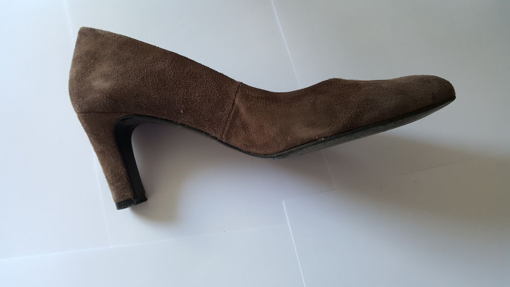 ESCARPINS FEMME DAIM TAUPE 5 Gatti�res (06)