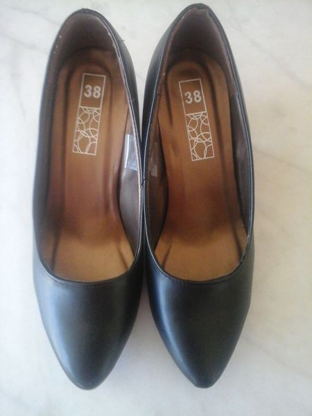 Escarpins Noirs 0 Le Hingl� (22)