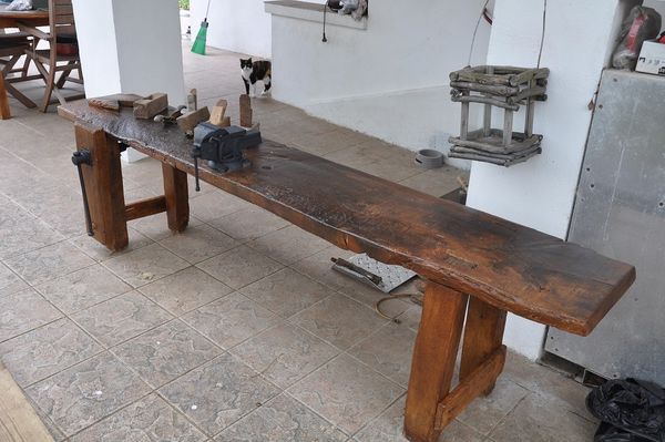 Etabli ancien de meunuisier 360 Biarritz (64)