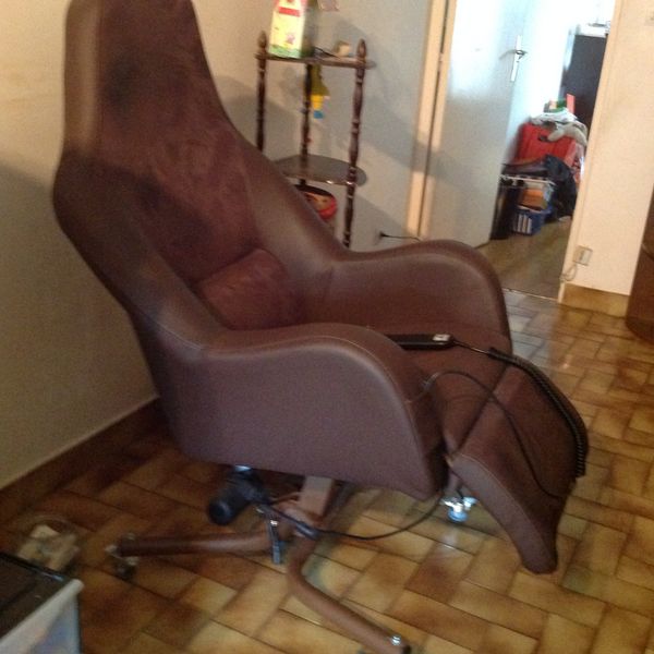 Fauteuil coquille �lectrique 400 Bobigny (93)