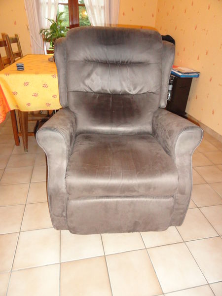 fauteuil grand confort �lectrique 400 Pend� (80)