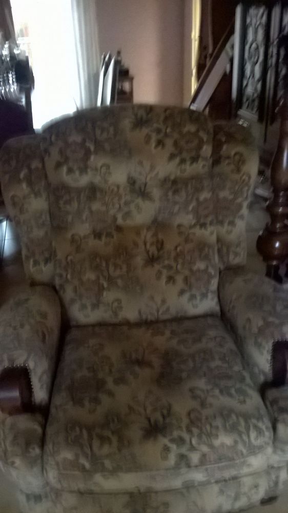 2 fauteuils relax manuel tre bon etat 0 Lens (62)