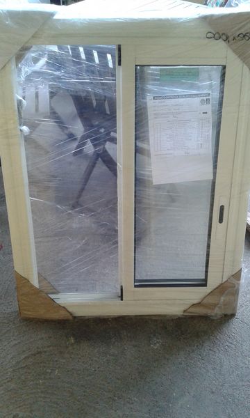 fenetre coulissante 600 Saint-Joseph (97)