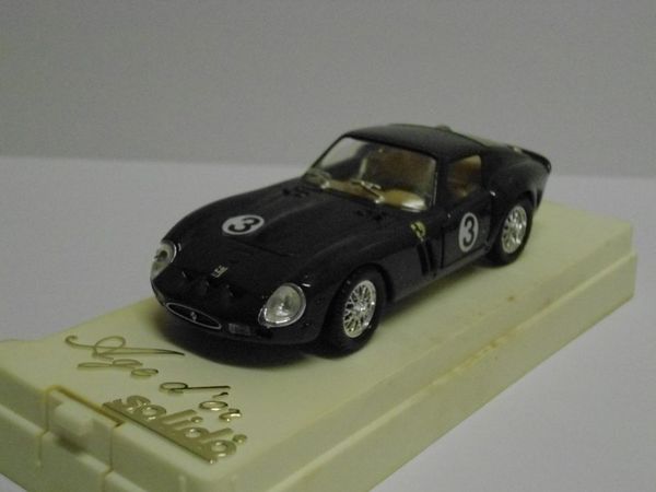 Ferrari 250 GTO Grand Prix 1963 28 Follainville-Dennemont (78)