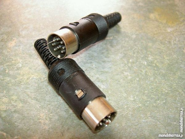 2 fiches DIN 8 poles FM845 4 Fournet-Blancheroche (25)