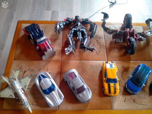 Figurine Hasbro Transformers 80 Pontarlier (25)