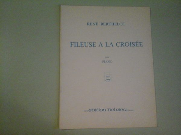 FILEUSE A LA CROISEE DE RENE BERTHELOT 8 Albi (81)