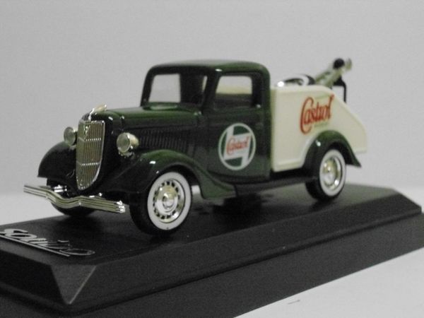 Ford V8 d�panneuse Castrol 1936 22 Follainville-Dennemont (78)