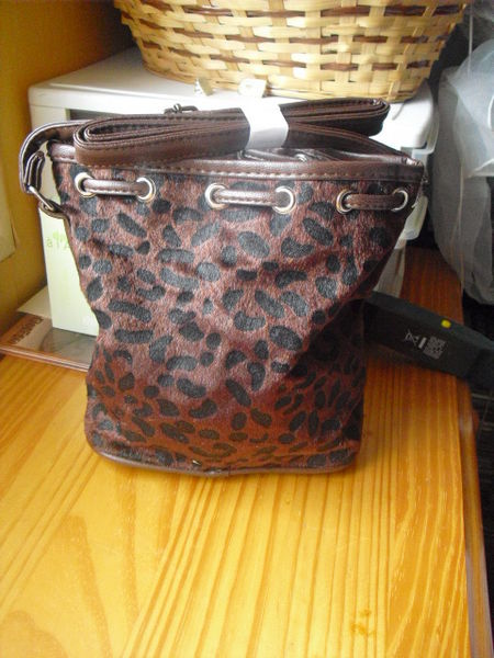 sac forme sceau imprim� l�opard marron NEUF bandouli�re 6 Lyon 5 (69)