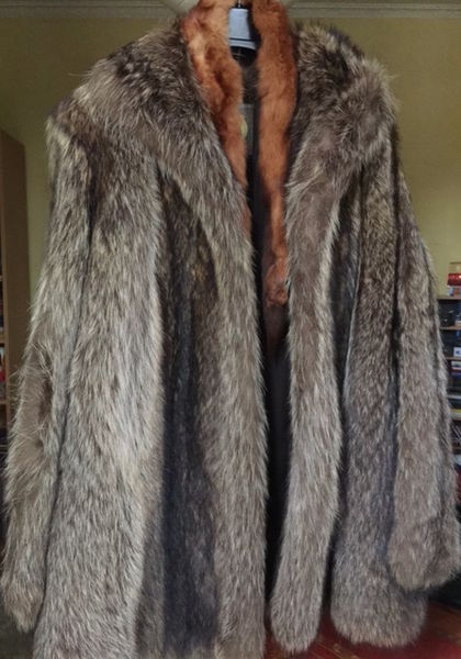 Fourrure de la Madeleine - Taille 44 1500 Colombes (92)