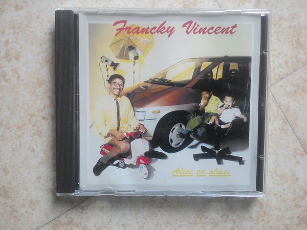 FRANCKY VINCENT - ALICE CA GLISSE - CD
0 Massy (91)