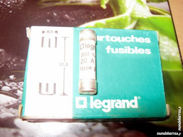 FUSIBLES LEGRAND - 8.5 X 31.5 - 20 AMPERES - NEUF 1 Miribel (01)