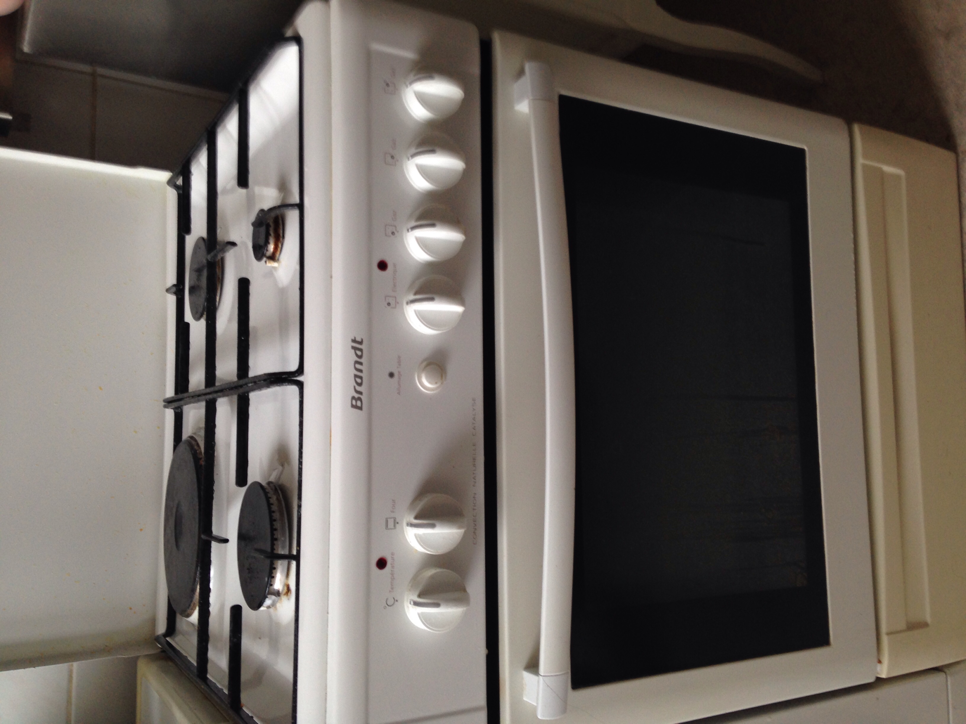 gazini�re / Four tr�s bon �tat 100 Lyon 4 (69)