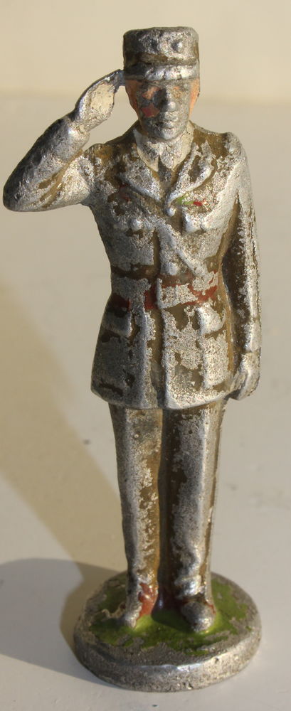 General de Gaulle petit soldat quiralu 15 Vanves (92)