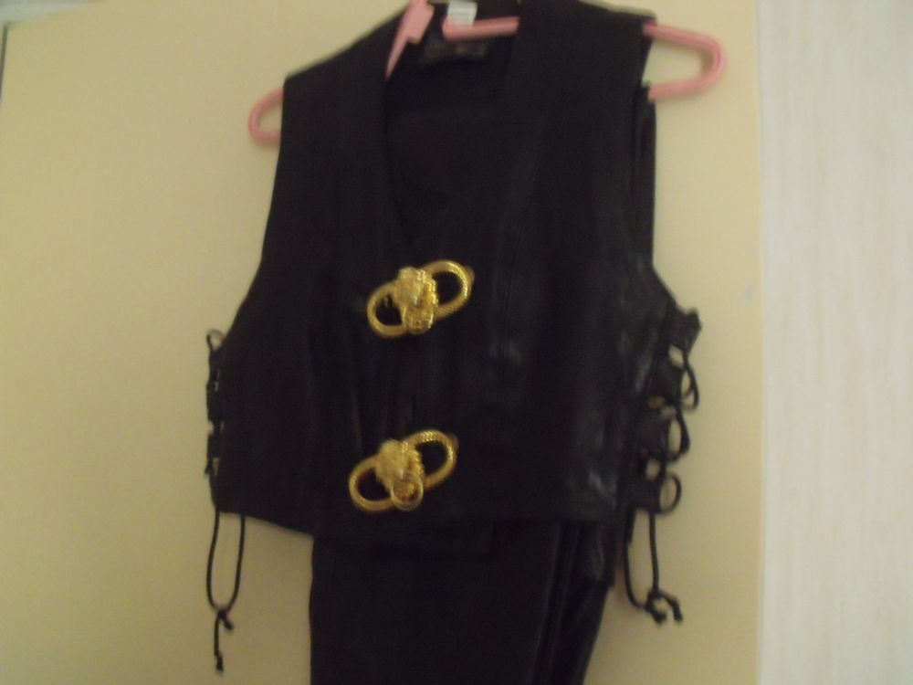 gilet + pantalon cuir agneau 160 Jouques (13)