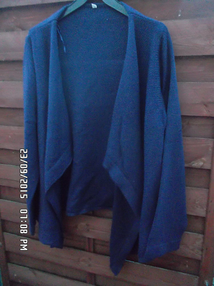 GILET VIOLET T.46-48*JUSTE 5E*KIKI60230 5 Chambly (60)