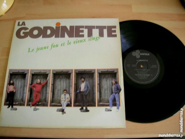 33 TRS LA GODINETTE Le jeune fou et le vieux singe 29 Nantes (44)