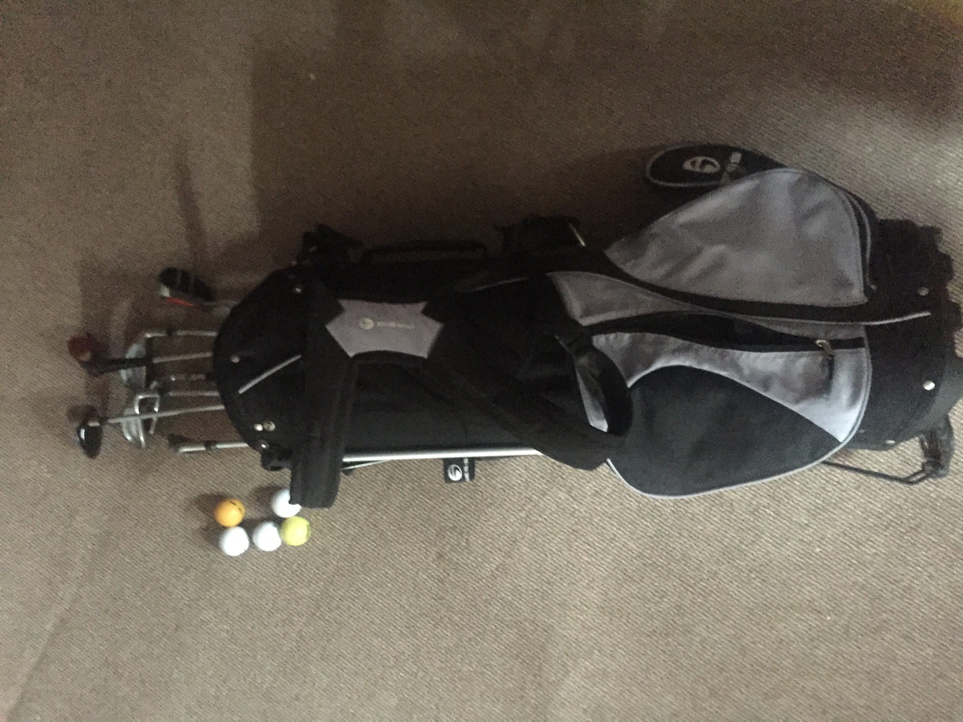 Sac de golf avec 7 clubs 100 Amiens (80)