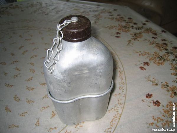 Gourde aluminium 11 Corbeil-Essonnes (91)