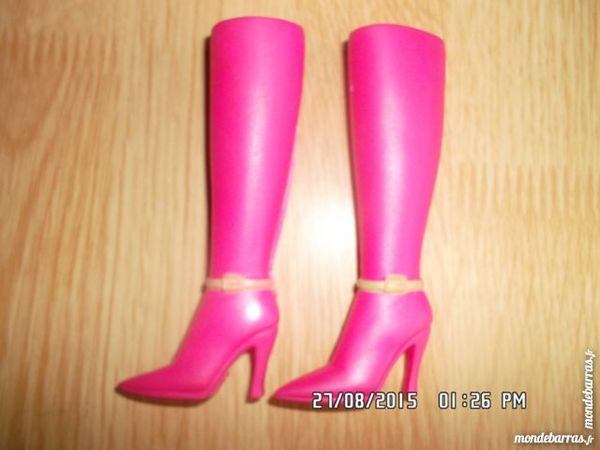 GRANDES BOTTES ROSES 1 Chambly (60)