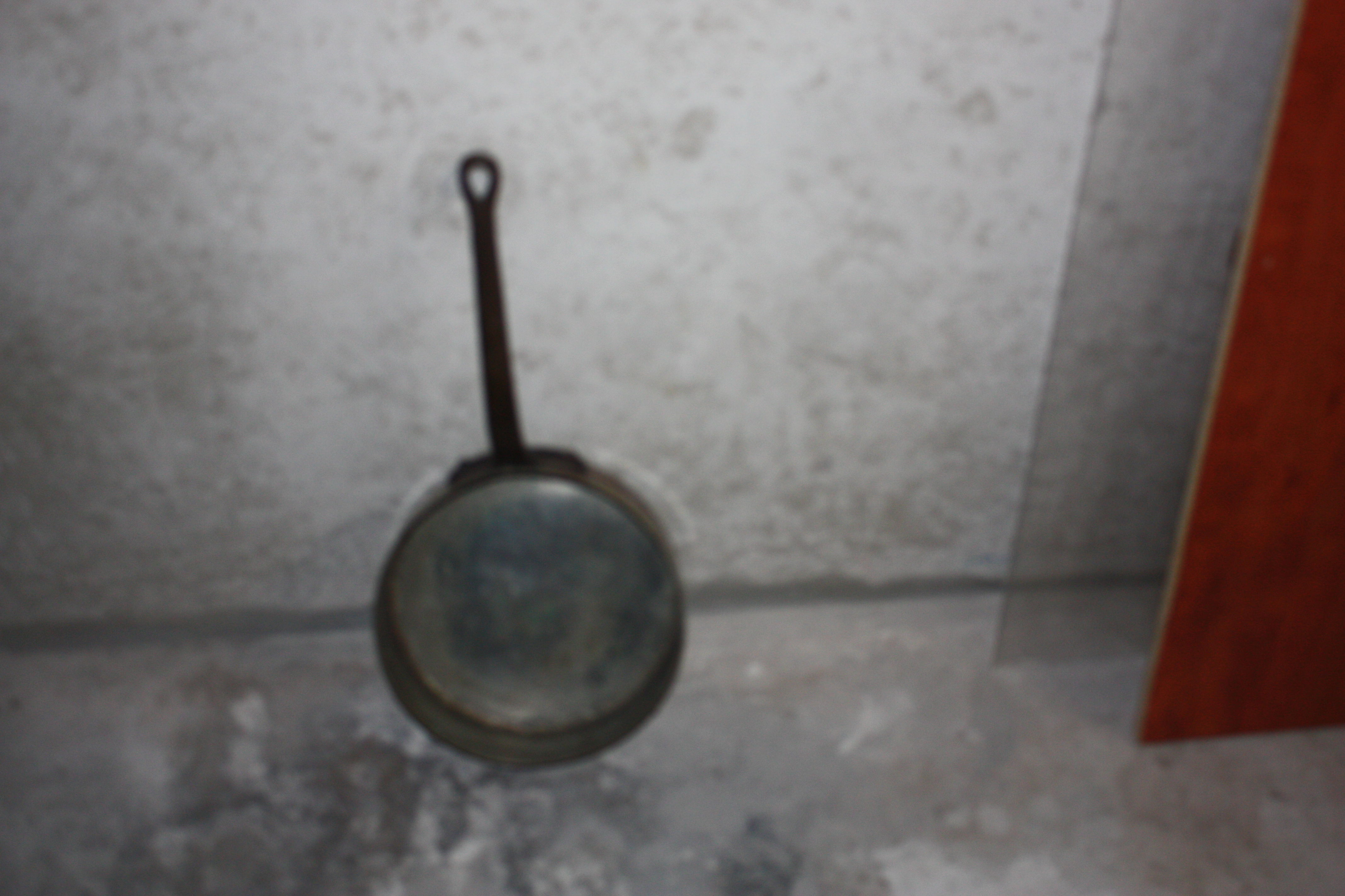 GROS POELON EN CUIVRE 40 Fr�jus (83)