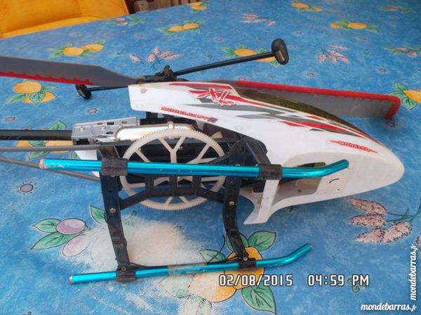 h�licopt�re � r�parer 3 Chambly (60)