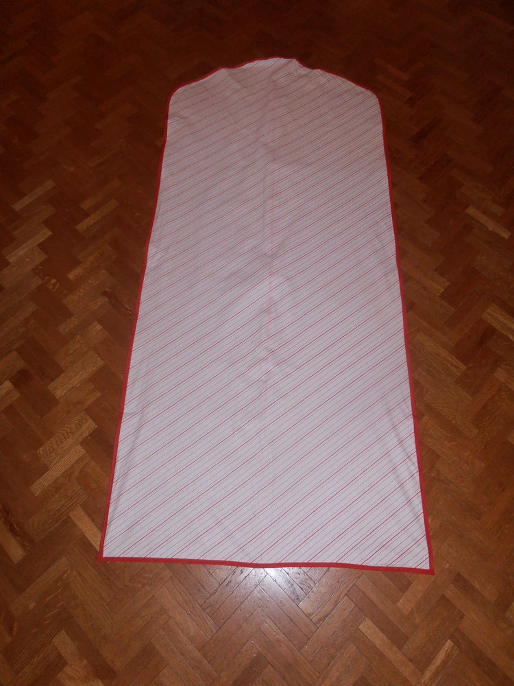 Housse de v�tements 5 (79) 3 Tours (37)