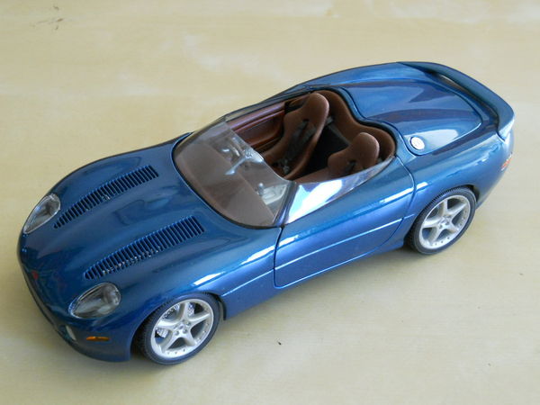 Jaguar XK180 Concept Maisto 1/18 30 Toulouse (31)