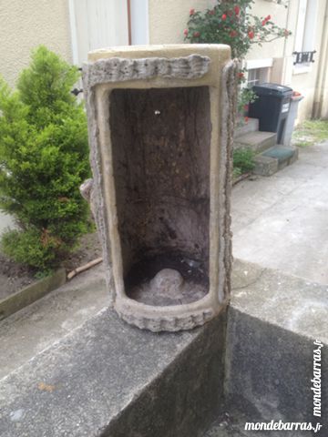 jardini�re en beton imitation �arbre� 65 Gagny (93)