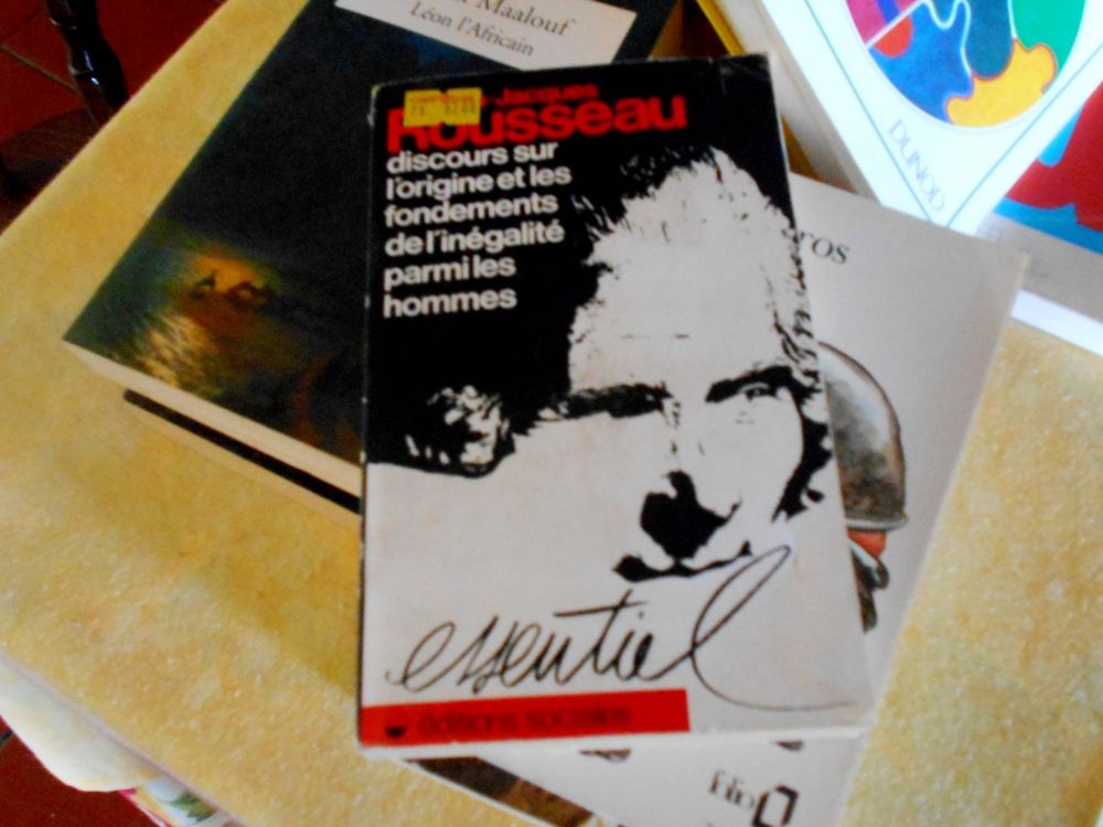 Jean-Jacques Rousseau essentiel �ditions sociales 7 Monflanquin (47)