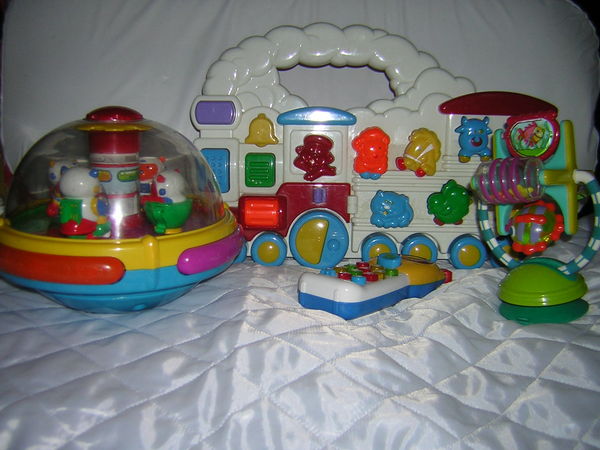 lot de jeux  1 er �ge 25 Pontault-Combault (77)