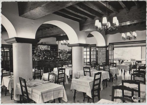 JOIGNY EN BOURGOGNE - CP / prixportcompris 4 Lille (59)