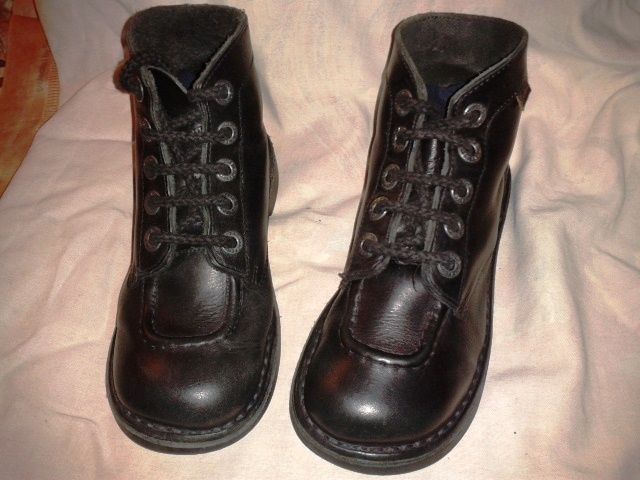 KICKERS EN TR�S BON ETAT PEU PORT�ES T 35 0 H�nin-Beaumont (62)