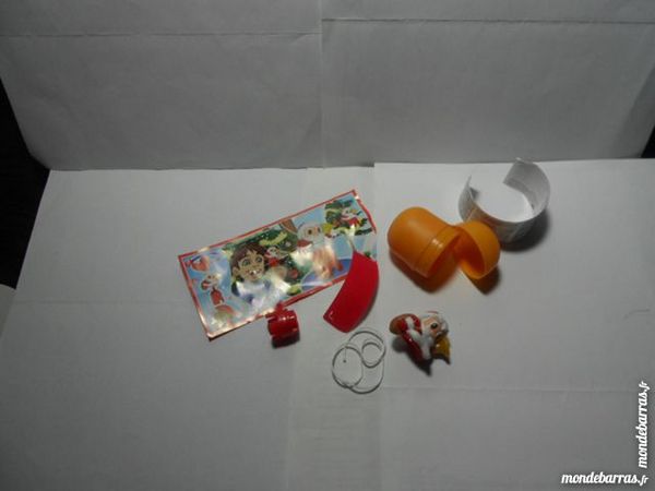 KINDER SURPRISE �PERE NOEL REF:FS256 3 Montauban (82)