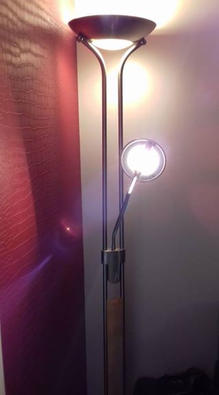 lampe halog�ne 25 La Chapelle-de-Guinchay (71)