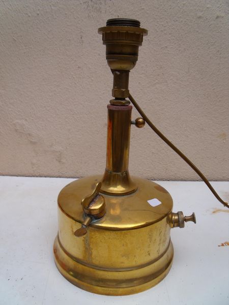 Lampe r�chaud 70 Cagnes-sur-Mer (06)