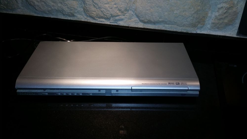 Lecteur DVD 10 Montesquieu-des-Alb�res (66)