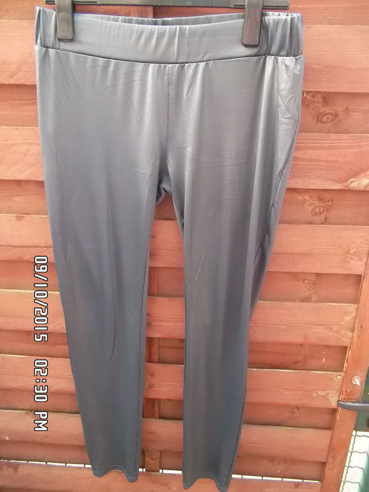 LEGGING GRIS BRILLANT*JUSTE 2E*KIKI60230 2 Chambly (60)