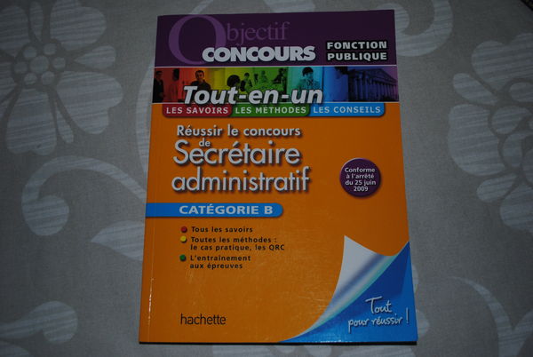 Livre  R�ussir le concours secr�taire administratif  15 Amiens (80)