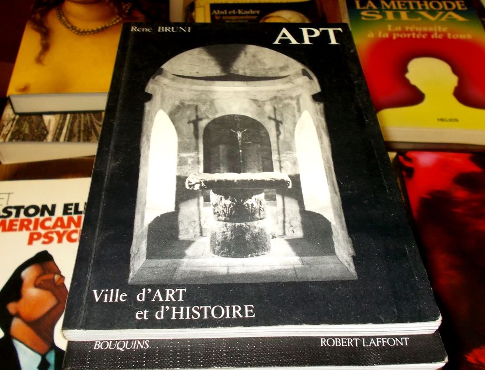 APT (Lub�ron) ville d'art et d'histoire Ren� Bruni 10 Monflanquin (47)