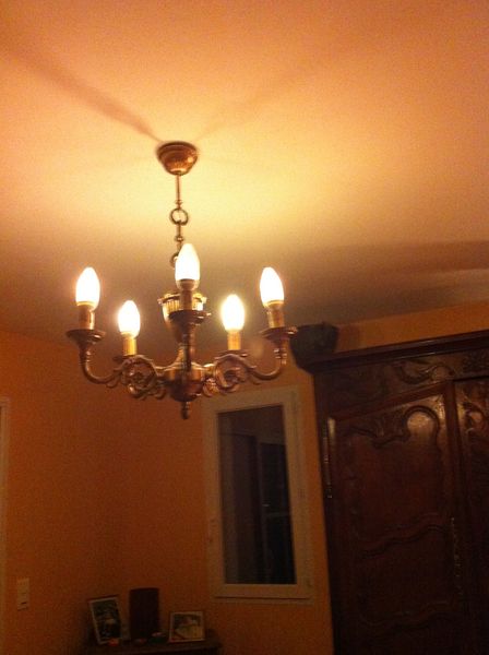 lustre 200 Saint-P�e-sur-Nivelle (64)