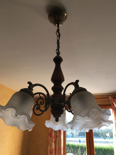 lustre 20 Athies-sous-Laon (02)